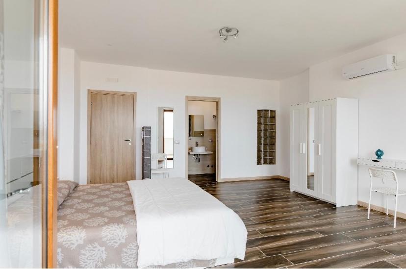 Manfredi Sea Room Vieste Exterior foto